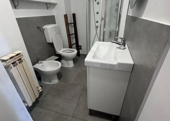 Center Apartment *
