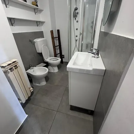 Center Apartment *